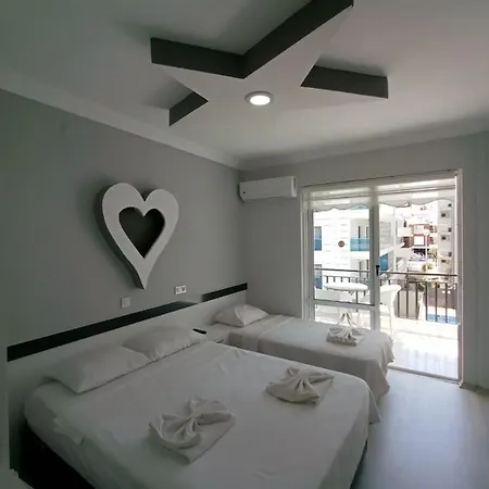 Tuana Otel Ντιντίμ