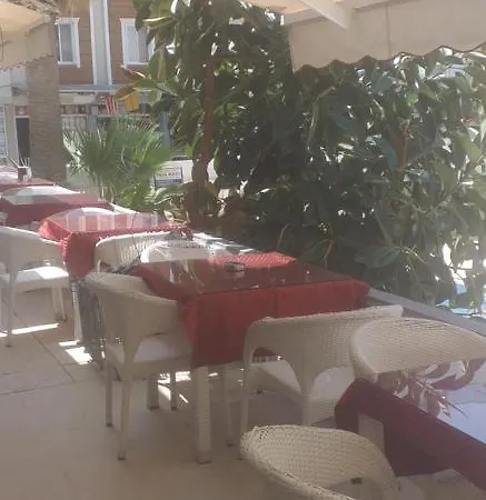 Tuana Otel Ξενοδοχείο *